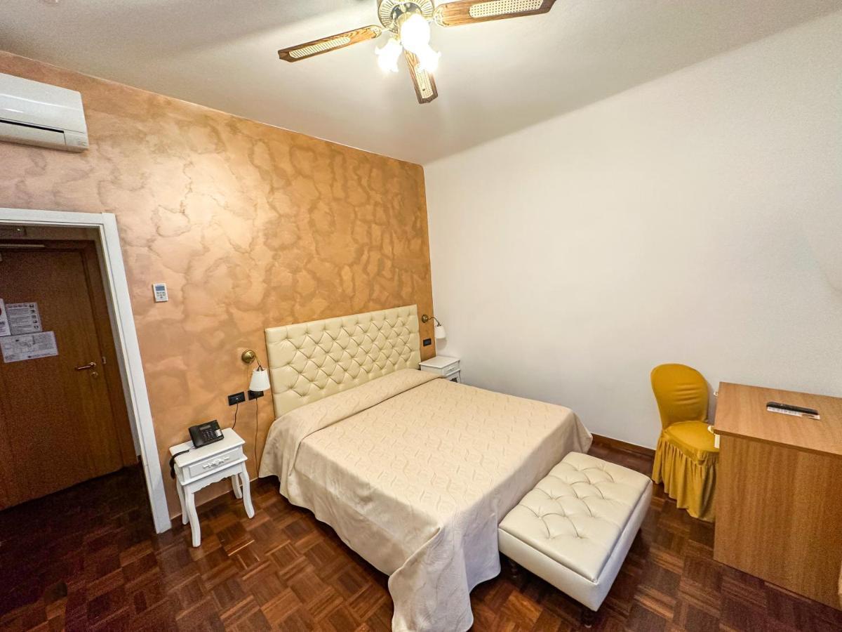 Hotel Dell'Orto 키아바리 외부 사진